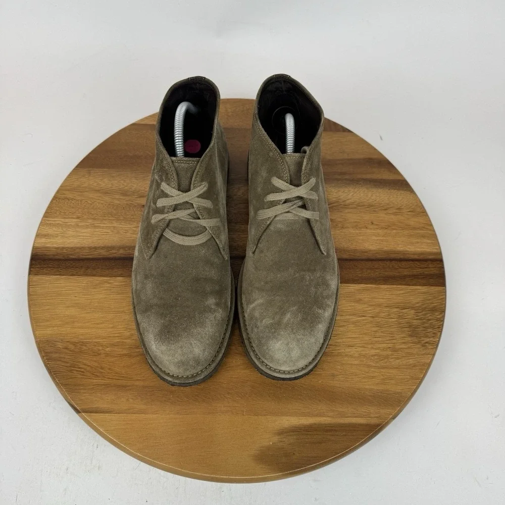 Mens Allen Edmonds‎ Montauk Taupe Brown Suede Chukka Gum Sole Boots Size 9 M GUC